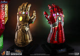 Hot Toys Marvel Comics Avengers Endgame Nano Gauntlet (Hulk Version) Life Size Movie Prop Replica