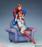 Sideshow Marvel Comics Spider-Man and Mary Jane Maquette Statue