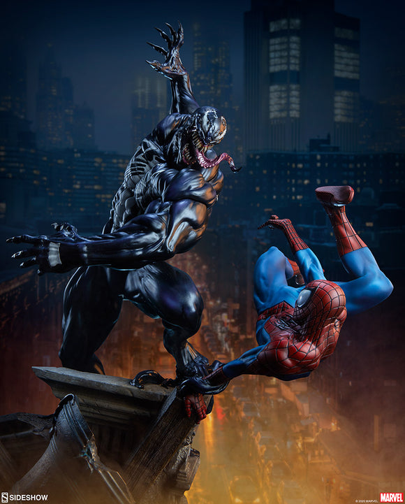 Sideshow Marvel Comics Spider-Man vs. Venom Maquette Statue