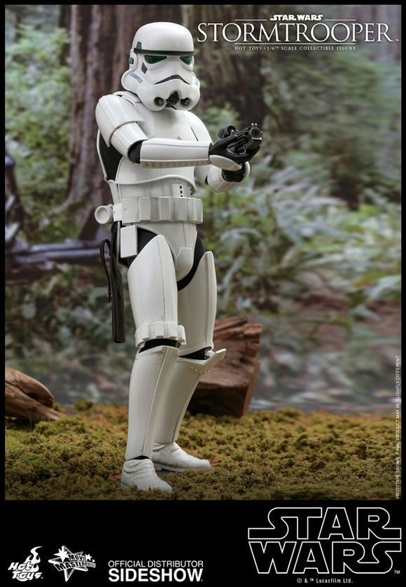 Hot Toys Star Wars Classic Stormtrooper 1/6 Scale 12