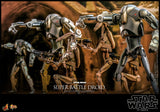 Hot Toys Star Wars Episode II: Attack of the Clones Super Battle Droid 1/6 Scale Collectible Figure